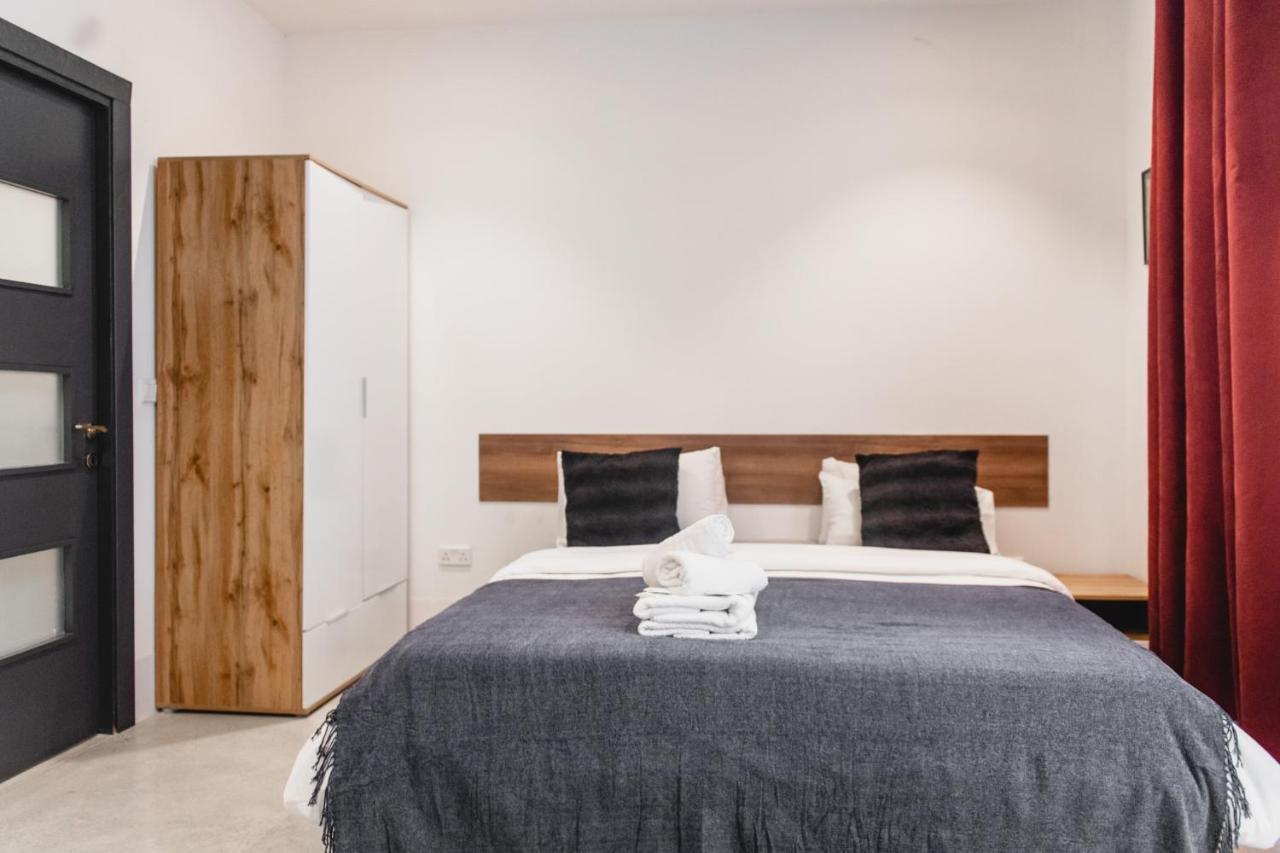 Privilege Suite Pieta Ngoại thất bức ảnh